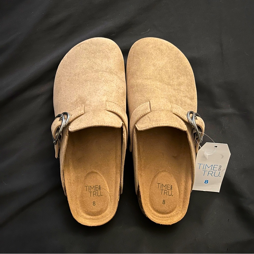 Clogs
